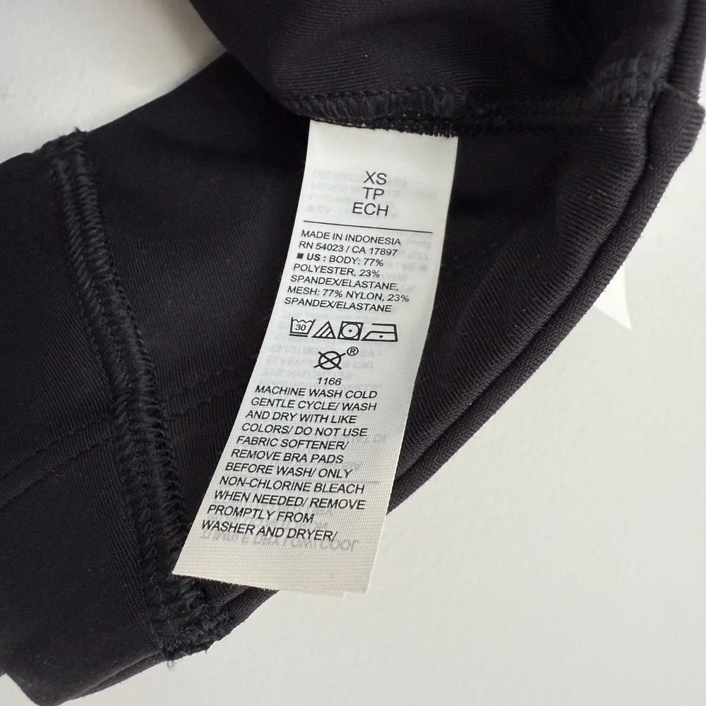 Old Navy PowerSoft Sports Bra Women XS Black Racerback Medium Support Go-Dry NWT